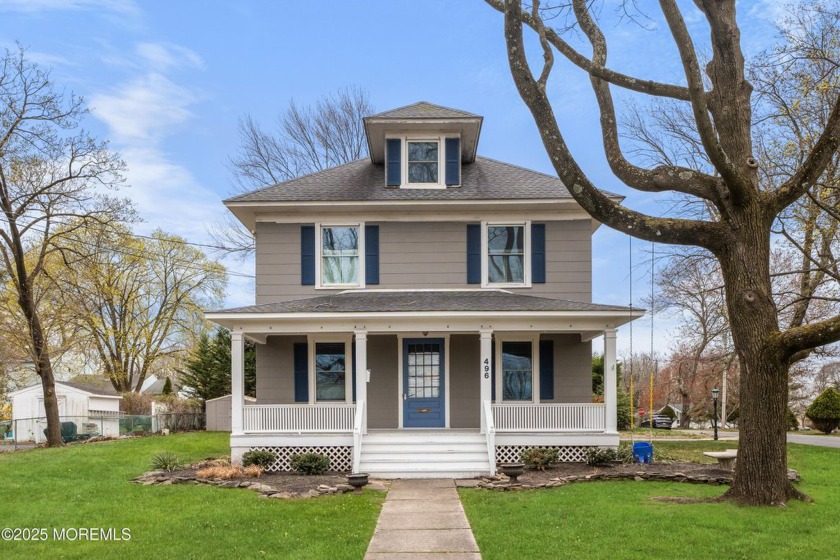 CHARMING AND COZY OLD WORLD SEASORE COLONIAL CLASSIC! ENJOY - Beach Home for sale in Oakhurst, New Jersey on Beachhouse.com