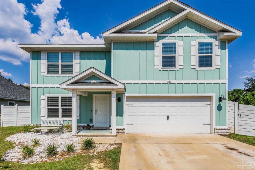 2020 home in Heritage Oaks with sidewalks & underground - Beach Home for sale in Navarre, Florida on Beachhouse.com