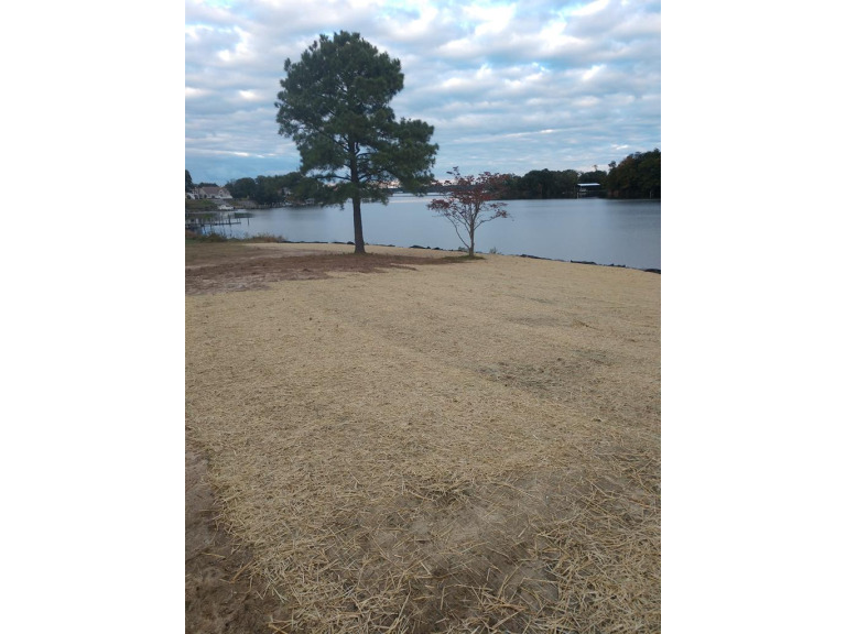 A BEAUTIFUL 1.8654 AC  LOT DEVELOPED WITH RIP-RAP TO PROTECT - Beach Lot for sale in Lottsburg, Virginia on Beachhouse.com
