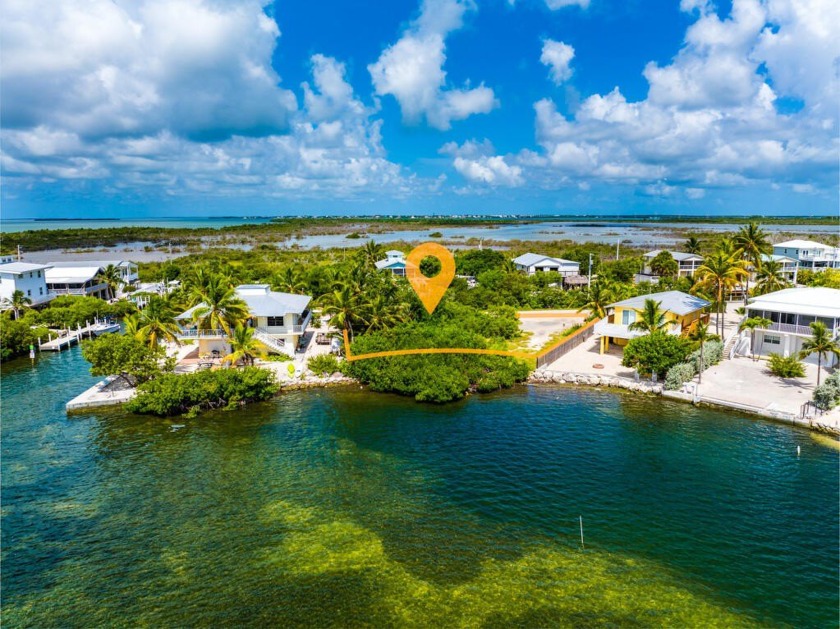 Gorgeous Open Ocean location totaling 4 lots, boasting over a - Beach Lot for sale in Ramrod Key, Florida on Beachhouse.com