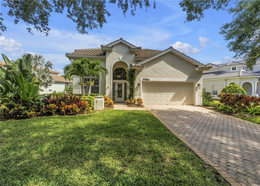 This is your Bayou Club dream come true! Safe and secure, gated - Beach Home for sale in Seminole, Florida on Beachhouse.com