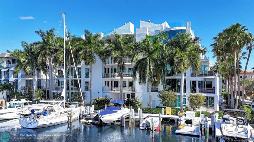 Dockage included, ocean access w/ no fixed bridges! Spacious Las - Beach Condo for sale in Fort Lauderdale, Florida on Beachhouse.com