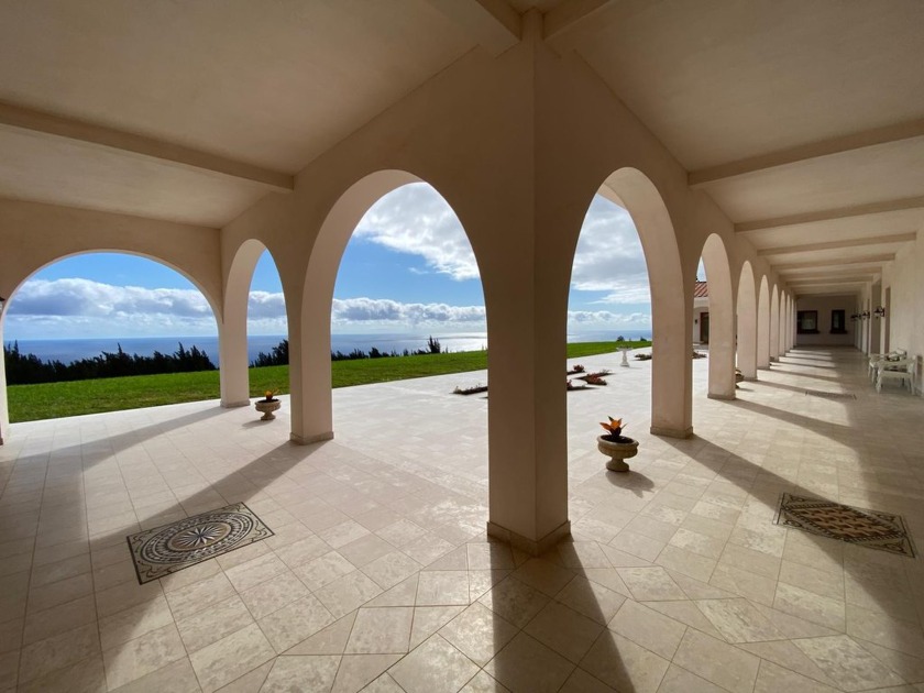 Timeless, impeccable, and irreplaceable, this architectural gem - Beach Home for sale in Honokaa, Hawaii on Beachhouse.com