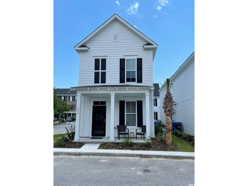 This quaint community is located in the heart of Myrtle Beach - Beach Home for sale in Myrtle Beach, South Carolina on Beachhouse.com