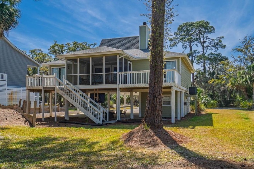 Attractive Edisto Beach Home with beautiful views of the - Beach Home for sale in Edisto Beach, South Carolina on Beachhouse.com