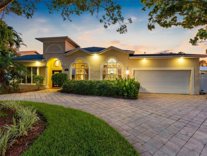 One or more photo(s) has been virtually staged. An incredible - Beach Home for sale in Clearwater Beach, Florida on Beachhouse.com