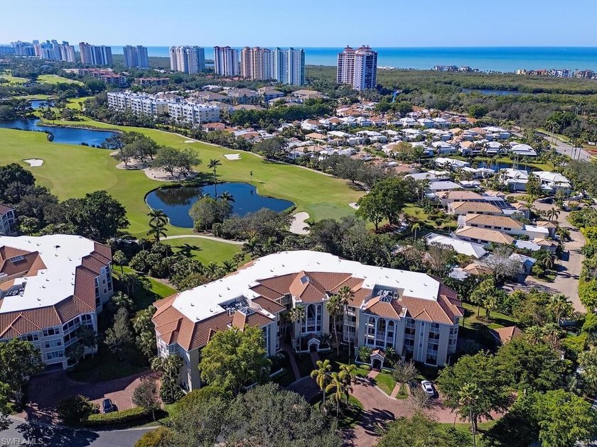 Gorgeous home totally renovated in a comfortable transitional - Beach Condo for sale in Naples, Florida on Beachhouse.com
