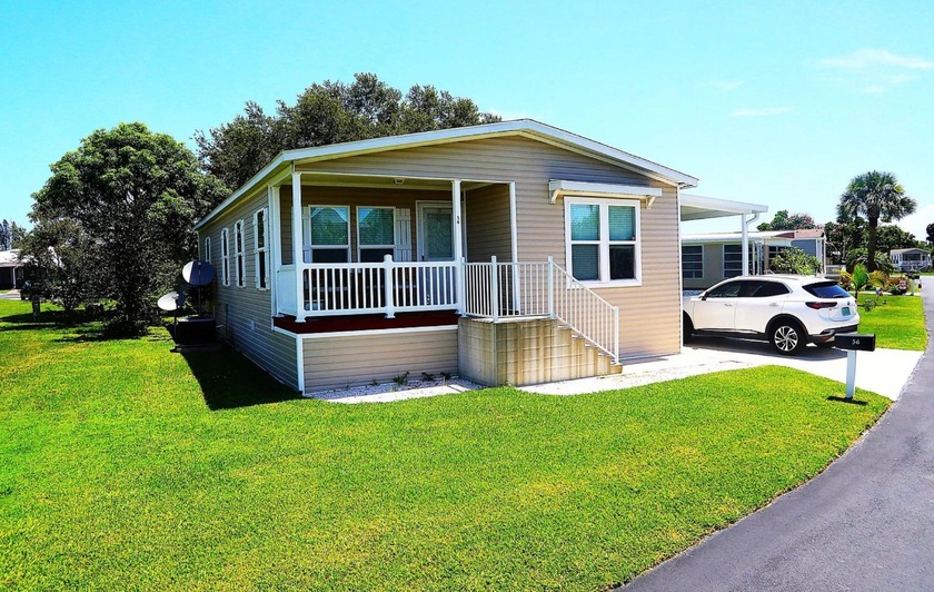 Gorgeous 3 bed 2 bath 1352 sq.ft in the esteemed community of - Beach Home for sale in Fort Pierce, Florida on Beachhouse.com