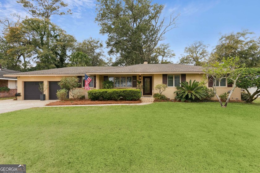 Located on the highly desirable south end, this beautifully - Beach Home for sale in Saint Simons, Georgia on Beachhouse.com