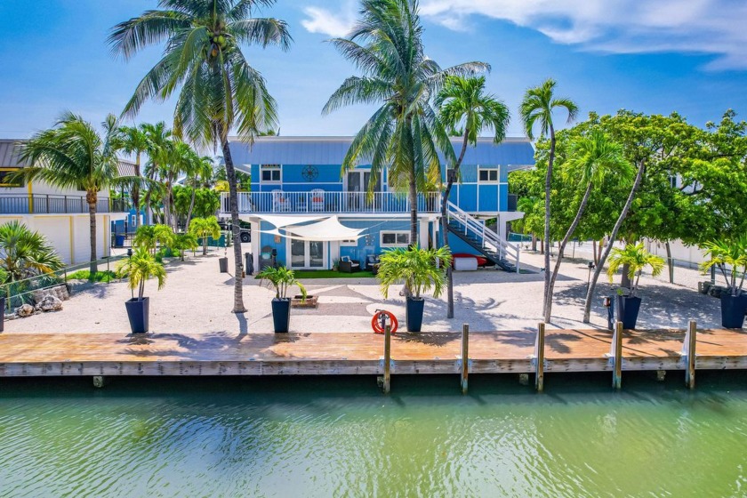 Welcome to this beautiful Florida Keys home, 1,827 SqFt living - Beach Home for sale in Lower Matecumbe Key, Florida on Beachhouse.com