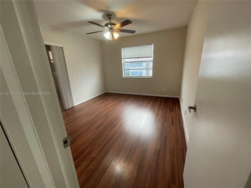 55+ Community in KINGS POINT. The only concrete Bldg in Saxony - Beach Condo for sale in Delray Beach, Florida on Beachhouse.com