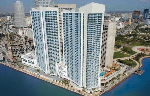 ?? Motivated Seller Alert: Stunning Lower Penthouse with - Beach Condo for sale in Miami, Florida on Beachhouse.com