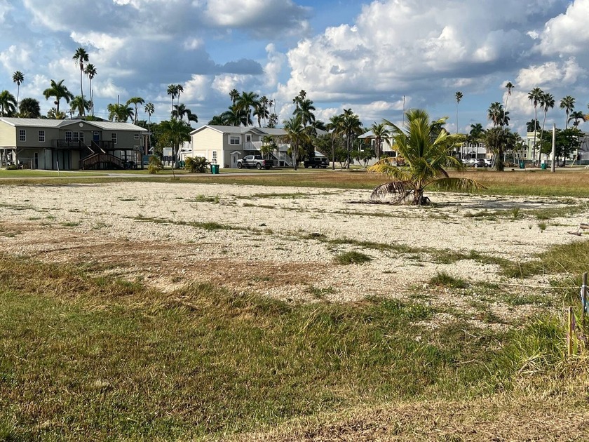 Large (over 1/3 acre) vacant residential lot in Everglades City - Beach Lot for sale in Everglades City, Florida on Beachhouse.com