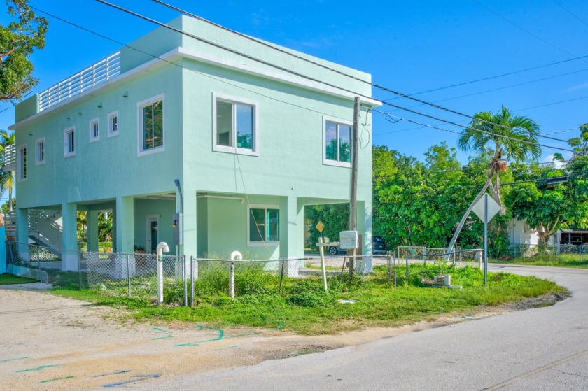 Welcome to your dream new construction home in Key Largo! This - Beach Home for sale in Key Largo, Florida on Beachhouse.com