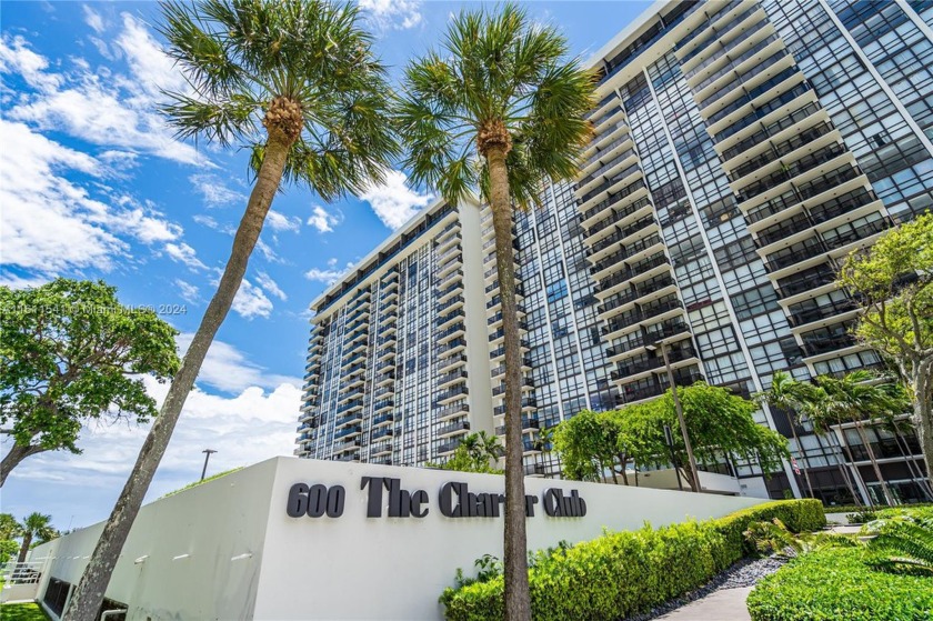 PRICE IMPROVEMENT! This beautifully 2-bed, 2-bath condo at The - Beach Condo for sale in Miami, Florida on Beachhouse.com