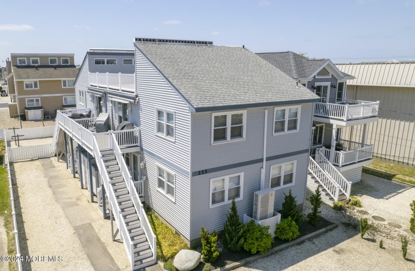 Exquisite Ocean Beach Retreat with Rooftop Deck Views**

 - Beach Condo for sale in Stone Harbor, New Jersey on Beachhouse.com