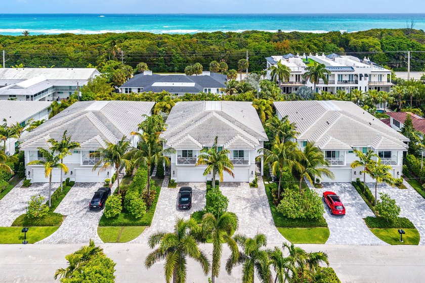 Experience refined coastal living just one block from the beach - Beach Townhome/Townhouse for sale in Boca Raton, Florida on Beachhouse.com