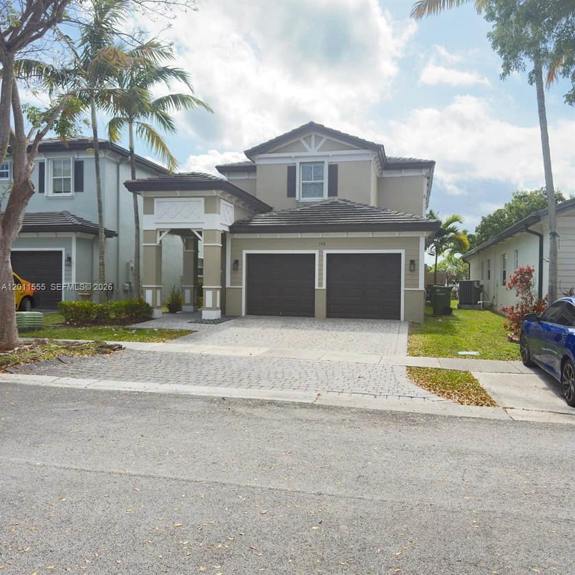 Unapproved short sale subject to lender approval. 4 bedroom, 2.5 - Beach Home for sale in Homestead, Florida on Beachhouse.com