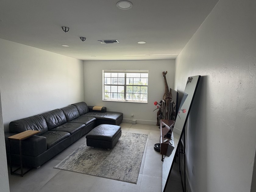 Located in the heart of Boca Raton, this newly rennovated - Beach Condo for sale in Boca Raton, Florida on Beachhouse.com