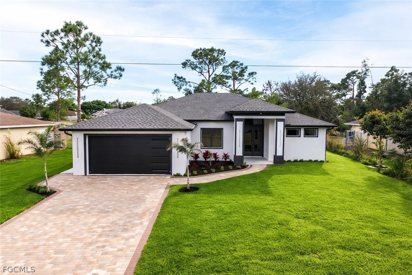 Seller is offering $10,000 for buyers closing costs, very high - Beach Home for sale in Lehigh Acres, Florida on Beachhouse.com