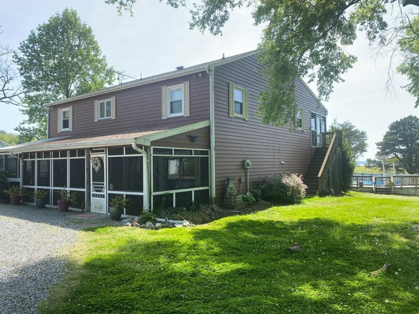 REDUCED, REDUCED, REDUCED!!! ENJOY THE BEAUTIFUL SUNSETS OVER - Beach Home for sale in Lively, Virginia on Beachhouse.com