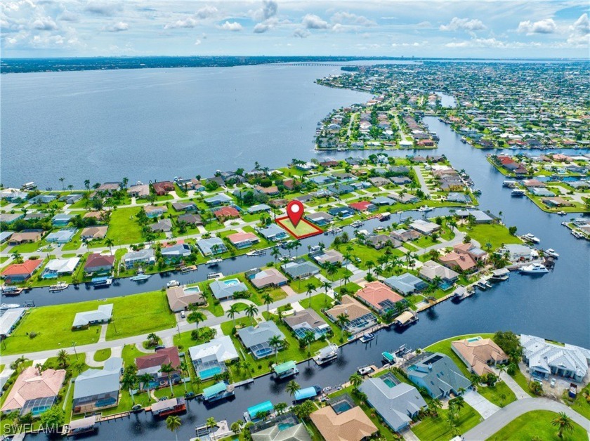 Direct sailboat Access to the Caloosahatchee River, Seawall in - Beach Lot for sale in Cape Coral, Florida on Beachhouse.com