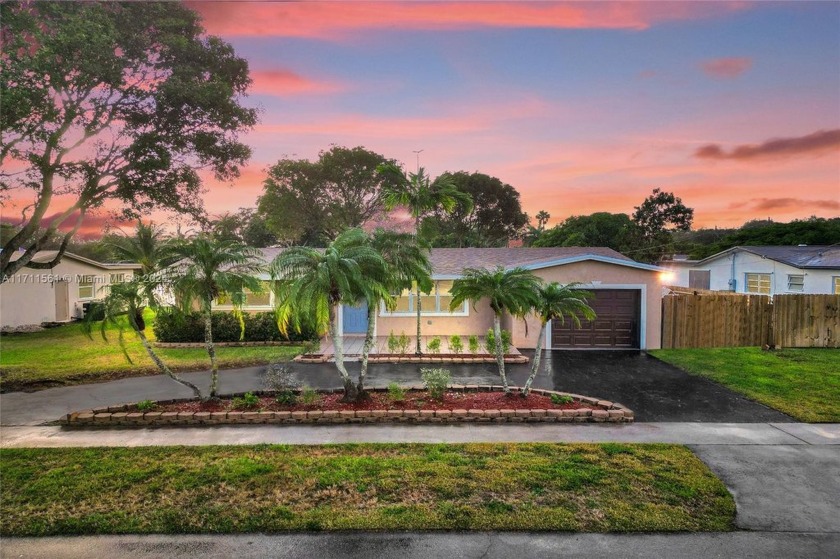 Cooper Colony newest listing! Welcome to this 3 BD | 2 BA over - Beach Home for sale in Cooper City, Florida on Beachhouse.com