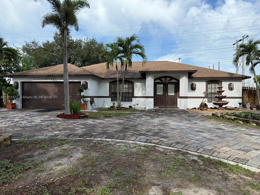 Experience the best of Bonita Springs in this charming 3-bedroom - Beach Home for sale in Bonita Springs, Florida on Beachhouse.com