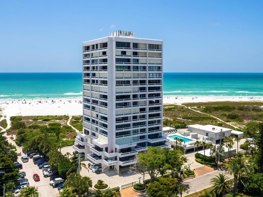 No storm damage to this beautiful condo! Experience a lifestyle - Beach Condo for sale in Sarasota, Florida on Beachhouse.com