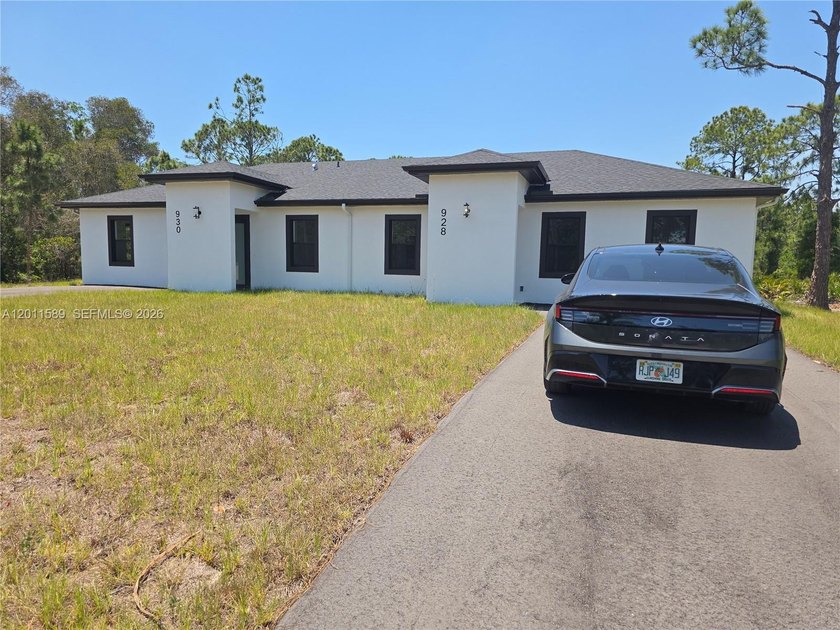 Stunning new construction.  unique investment opportunity - Beach Townhome/Townhouse for sale in Lehigh Acres, Florida on Beachhouse.com