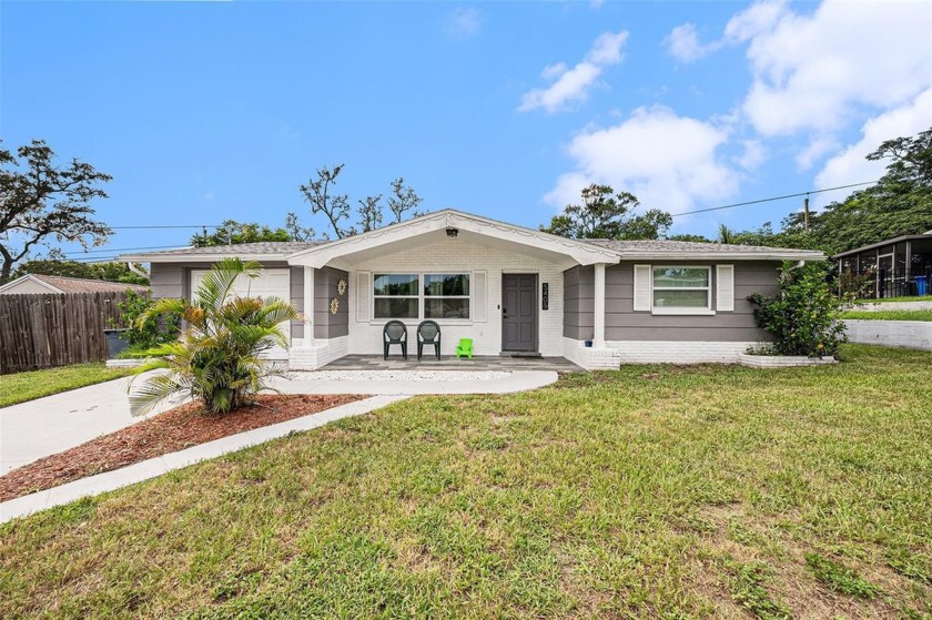 Welcome to 5405 Golden Nugget Drive--a charming and beautiful - Beach Home for sale in Holiday, Florida on Beachhouse.com