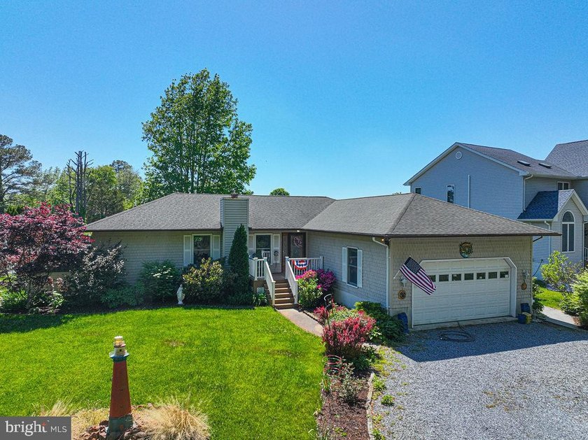 WOW!!!  This is the one you have been waiting for!   Just 3.5 - Beach Home for sale in Selbyville, Delaware on Beachhouse.com