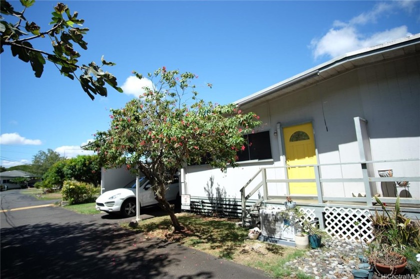 Affordable home in Honolulu!  Conveniently located in town!!! - Beach Townhome/Townhouse for sale in Honolulu, Hawaii on Beachhouse.com