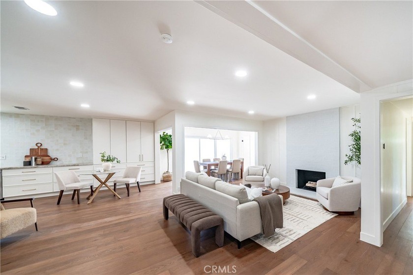 Welcome to this stunning, completely reimagined 4-bedroom - Beach Home for sale in Rancho Palos Verdes, California on Beachhouse.com