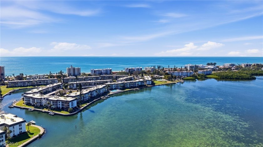 Welcome to Longboat Harbour, a gated waterfront community - Beach Condo for sale in Longboat Key, Florida on Beachhouse.com