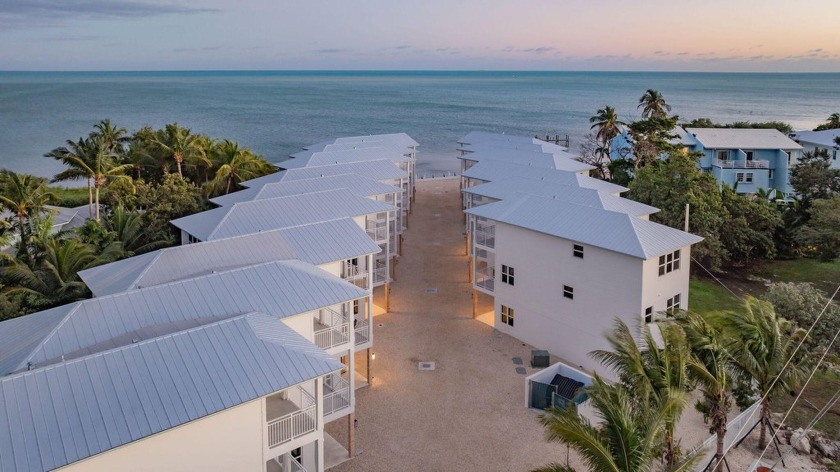 You can now get 7 day rental licenses. Peaceful Palms - is a - Beach Townhome/Townhouse for sale in Windley Key, Florida on Beachhouse.com