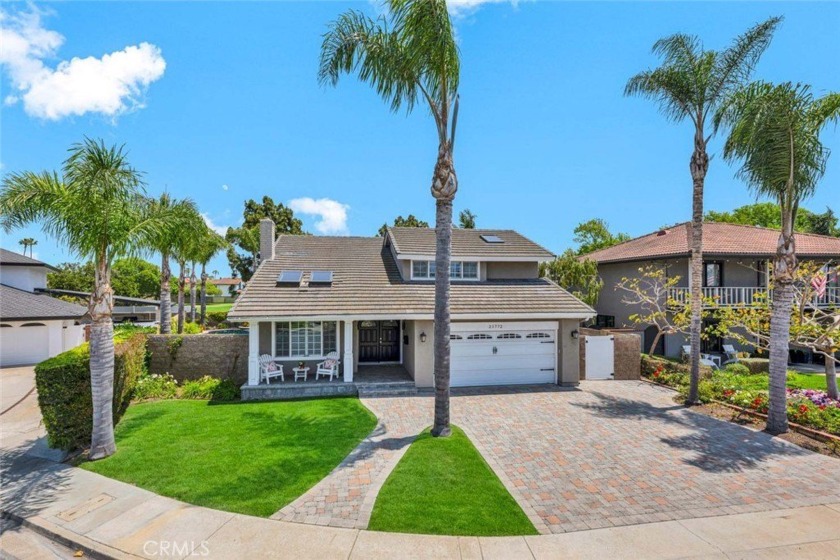 Don't miss this unique Franciscan Fountain entertainer's - Beach Home for sale in Huntington Beach, California on Beachhouse.com