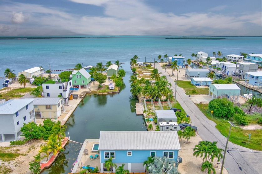 Boater's Paradise in Big Pine Key! This immaculate waterfront - Beach Home for sale in Big Pine Key, Florida on Beachhouse.com