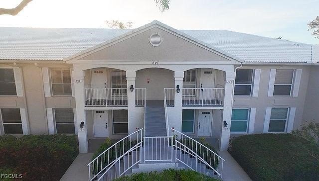 Located in one of the most desirable areas of North Naples, this - Beach Condo for sale in Naples, Florida on Beachhouse.com