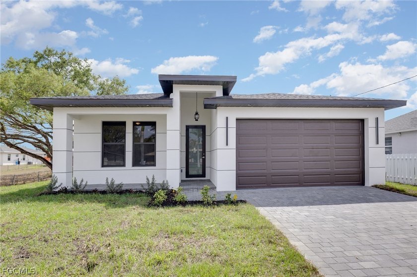 Delightful 3-bedroom, 2 bathroom and 2 car garage home in Lehigh - Beach Home for sale in Lehigh Acres, Florida on Beachhouse.com