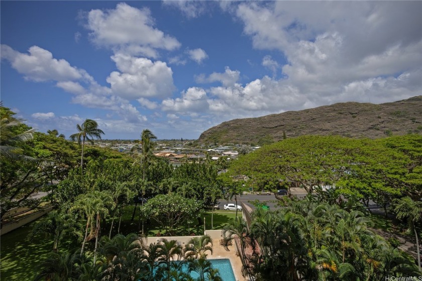Uncover a serene sanctuary amidst Heritage House in Hawaii Kai - Beach Condo for sale in Honolulu, Hawaii on Beachhouse.com