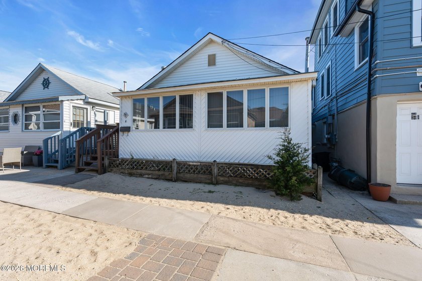 Seize the opportunity to own a charming coastal cottage in - Beach Home for sale in Point Pleasant Beach, New Jersey on Beachhouse.com