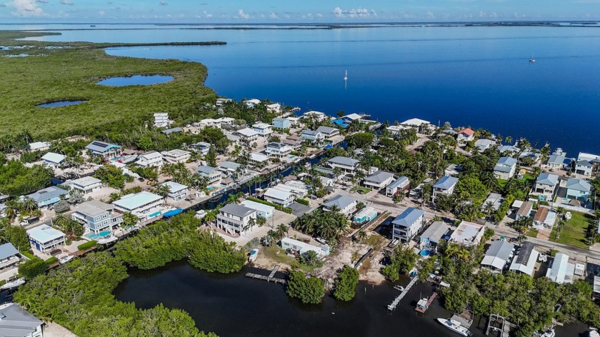 *VERY RARE & UNIQUE OPPORTUNITY* Discover a serene oasis in Key - Beach Home for sale in Key Largo, Florida on Beachhouse.com