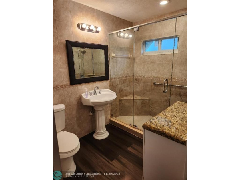 WOWZA!  Be the first to show this beautiful home and you will be - Beach Home for sale in Lauderdale Lakes, Florida on Beachhouse.com