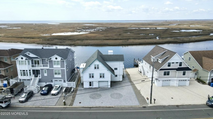 **Waterfront Living with Breathtaking Views!** Welcome to your - Beach Home for sale in Beach Haven West, New Jersey on Beachhouse.com