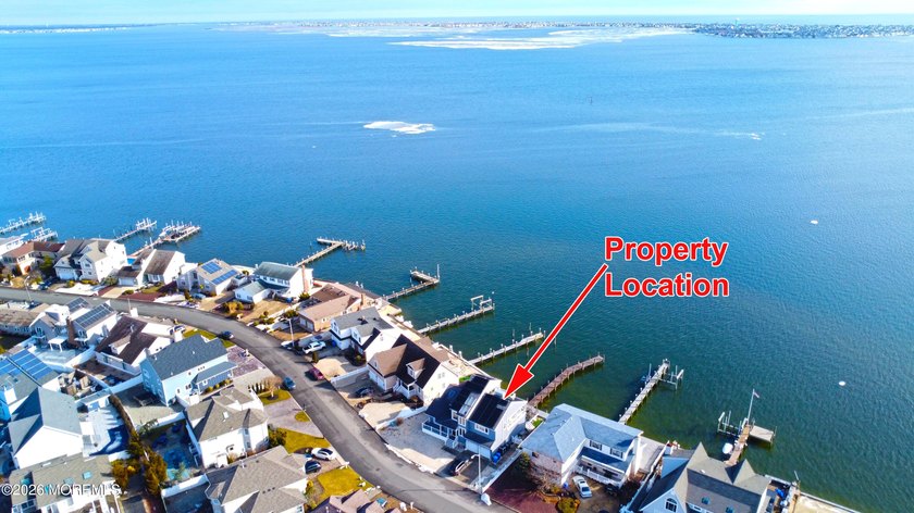 This stunning, fully updated ''Bayfront'' home is nestled in one - Beach Home for sale in Toms River, New Jersey on Beachhouse.com