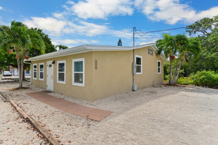 Updated CBS 3 bedroom, 1 bath canal-front home situated in the - Beach Home for sale in Big Pine Key, Florida on Beachhouse.com