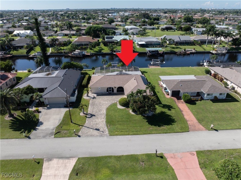 Your Gulf Access Retreat in SE Cape Coral! This home offers - Beach Home for sale in Cape Coral, Florida on Beachhouse.com