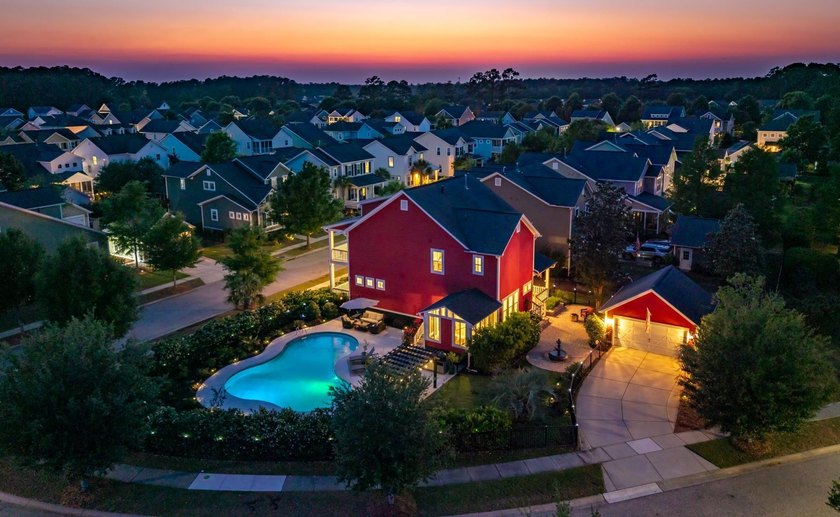 Experience the epitome of Lowcountry elegance in this - Beach Home for sale in Mount Pleasant, South Carolina on Beachhouse.com