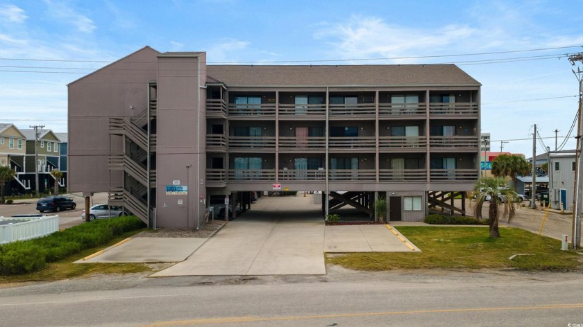 Welcome to your perfect coastal retreat and getaway! This - Beach Condo for sale in Murrells Inlet, South Carolina on Beachhouse.com